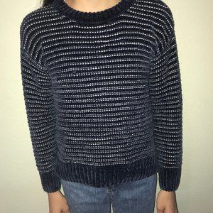 Comfy navy sweater with silver thread